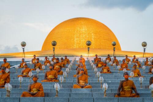 Monks meditate together at Wat Phra Dhammakaya Temple as a part of the Earth Day 2022 celebration ceremony. Photographer: Matt Hunt / Neato